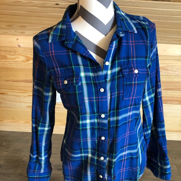 Old Navy button up plaid flannel! - Picture 2 of 3